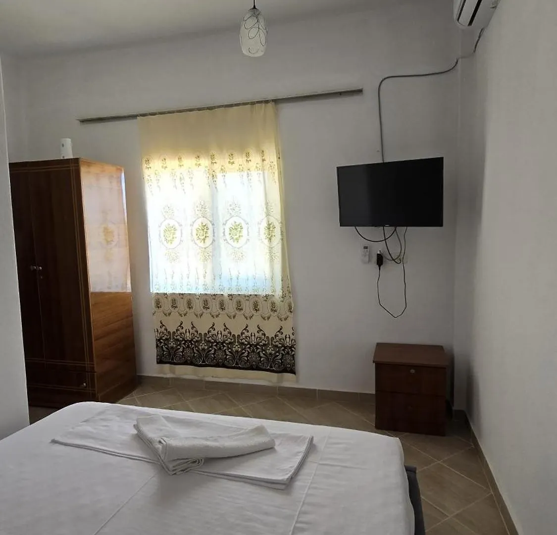 Spg Guest House Борш 0*,